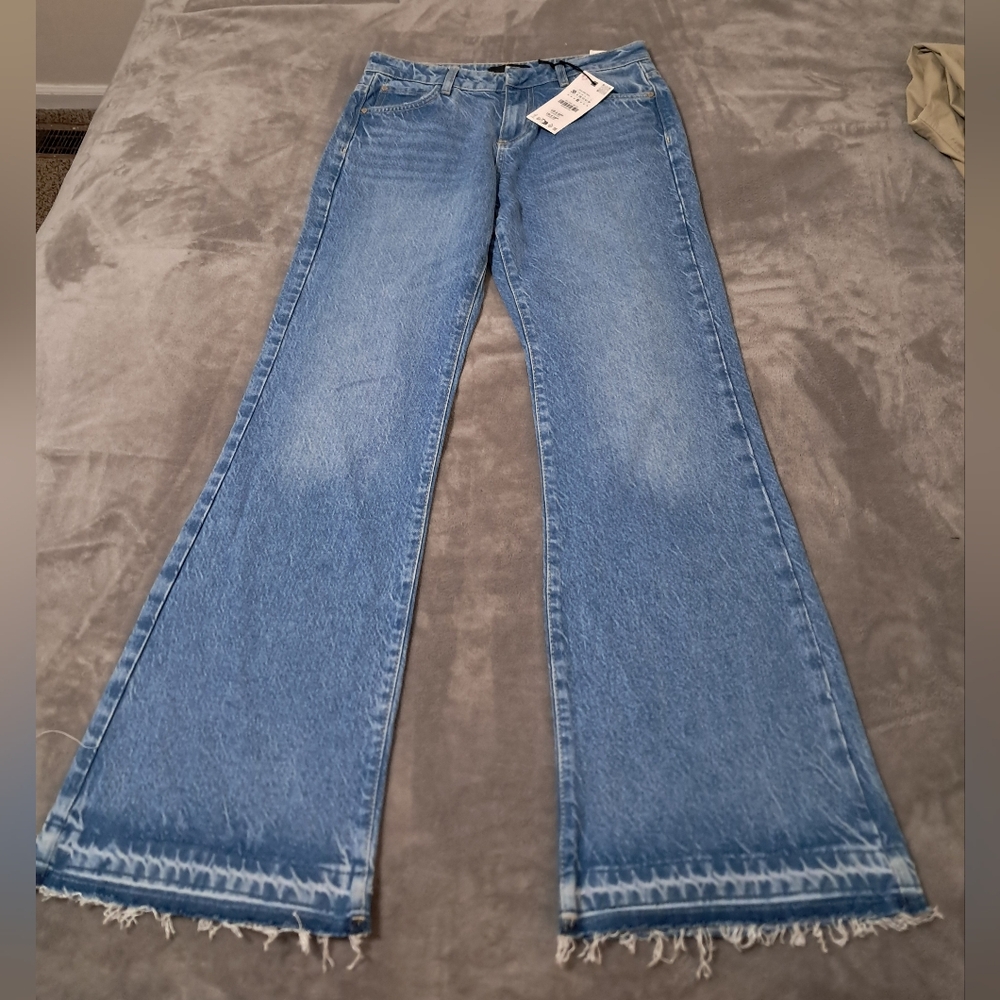Zara Womens Bootcut Mid-rise Rigid Jeans Realesed Hem Detail Sz. 6 New